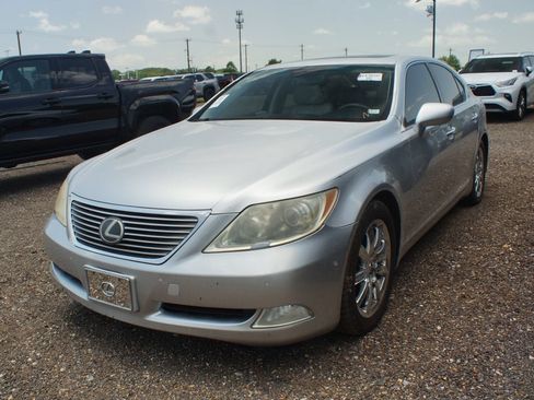 Used 2007 Lexus LS 460 RWD image 5
