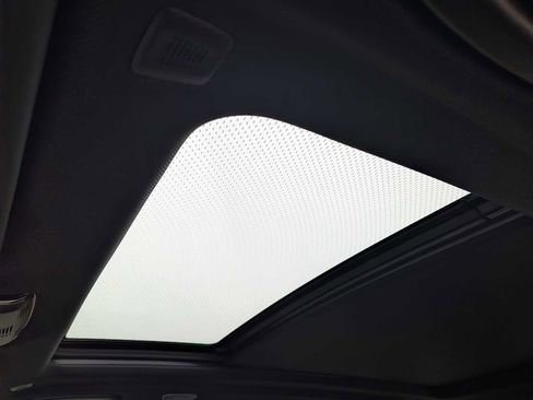 Used 2023 BMW X5 M50i w/ Executive Package image 18