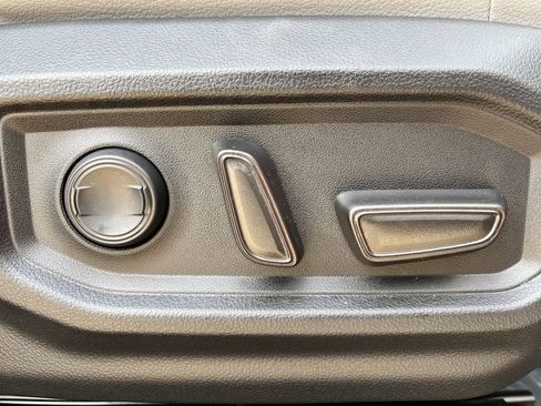 Used 2024 Toyota Tundra Limited image 26