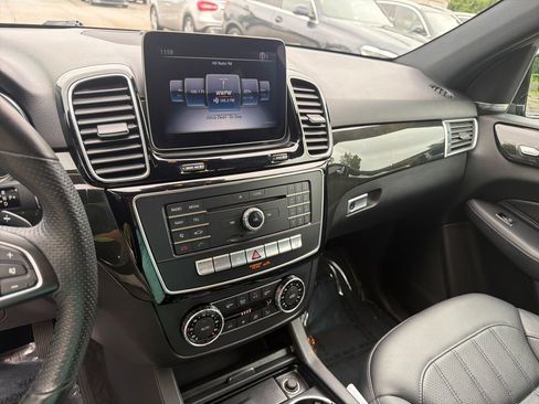 Used 2018 Mercedes-Benz GLE 350 w/ Premium 1 Package image 29