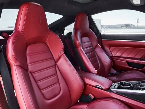 Used 2021 Porsche 911 Turbo S image 38