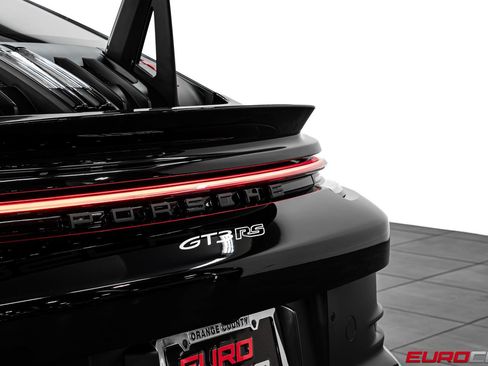 Used 2025 Porsche 911 GT3 RS RWD image 24