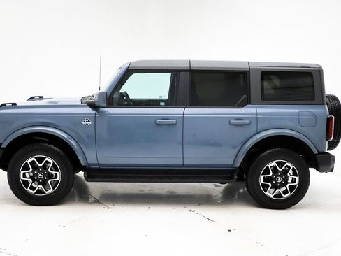 Used 2025 Ford Bronco Outer Banks image 6