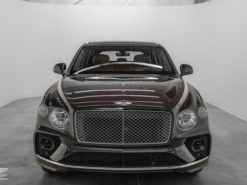 Used 2021 Bentley Bentayga AWD/4WD image 10