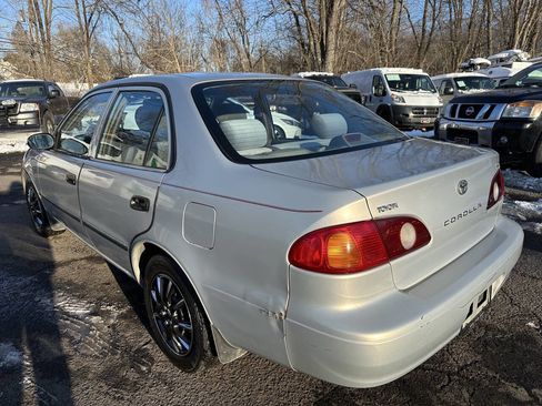 Used 2002 Toyota Corolla LE image 7