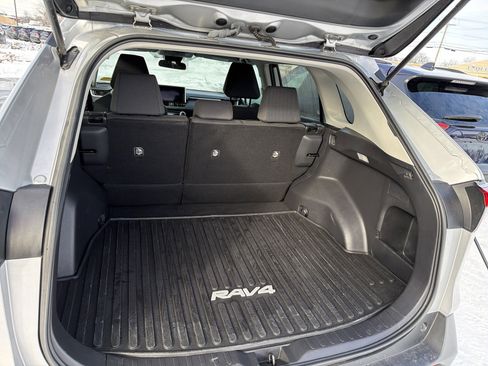 Used 2023 Toyota RAV4 LE image 21