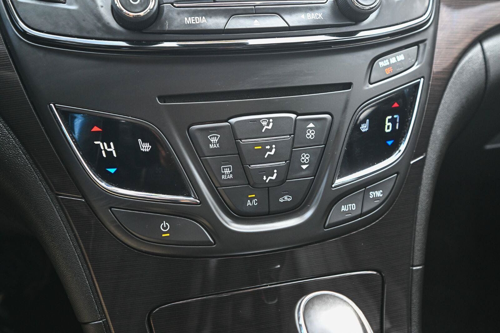 Used 2016 Buick Regal Premium FWD image 43