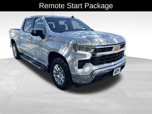 Certified 2026 Chevrolet Silverado 1500 LT w/ Z71 Off-Road Package AWD/4WD image 4