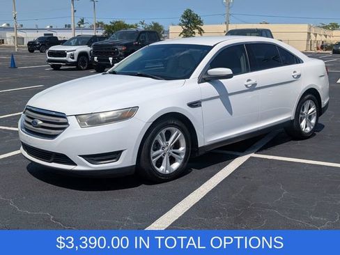 Used 2015 Ford Taurus SEL w/ Equipment Group 201A FWD image 2