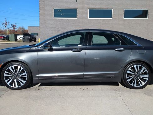 Used 2020 Lincoln MKZ Reserve w/ Elements Package image 2
