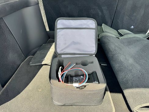 Used 2018 Tesla Model X 100D AWD/4WD image 28