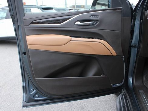 Used 2021 Cadillac Escalade Premium Luxury w/ Driver Assist Tech Package image 10