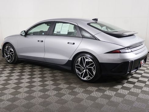 Used 2023 Hyundai Ioniq 6 SEL AWD/4WD image 13