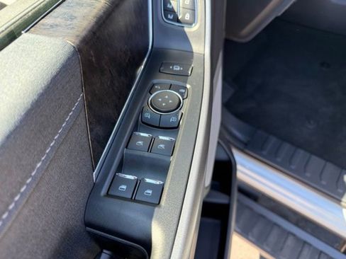 New 2025 Ford F350 Lariat w/ Lariat Ultimate Package image 15