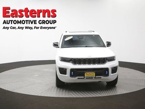 Used 2022 Jeep Grand Cherokee Overland AWD/4WD image 56