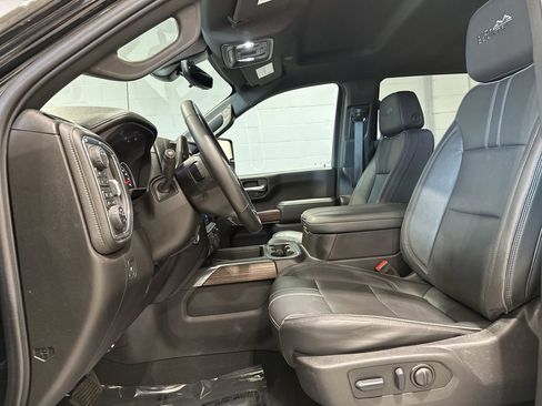 Used 2023 Chevrolet Silverado 2500 High Country w/ Z71 Off-Road Package AWD/4WD image 13