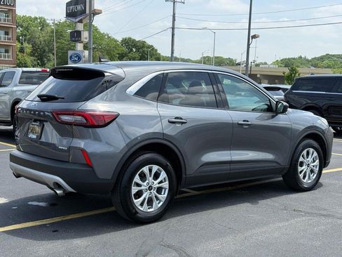 Certified 2023 Ford Escape Active AWD/4WD image 3