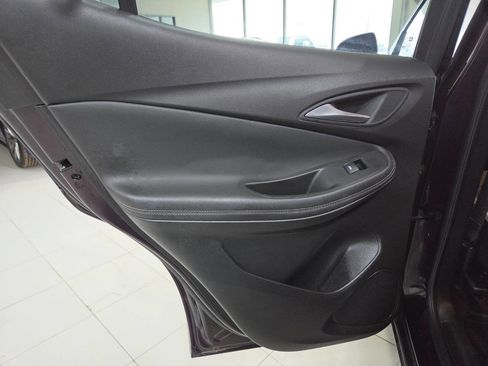 Used 2020 Buick Encore GX Select image 18