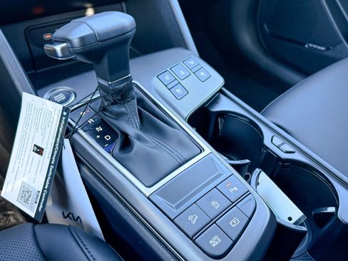 New 2026 Kia Sportage SX image 23