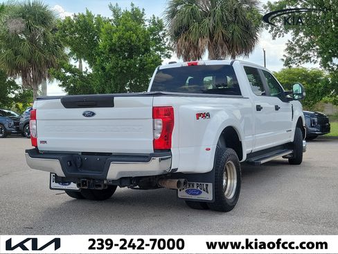 Used 2022 Ford F350 XL w/ STX Appearance Package AWD/4WD image 9