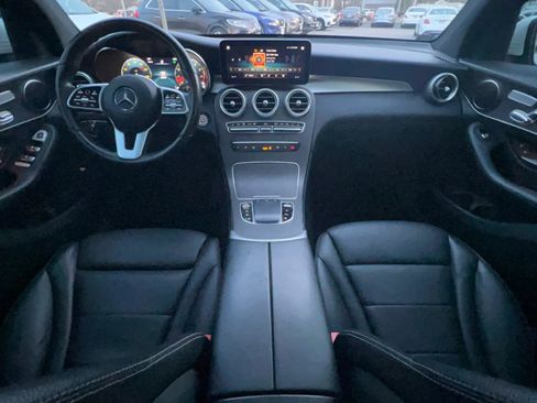 Used 2021 Mercedes-Benz GLC 300 4MATIC image 17