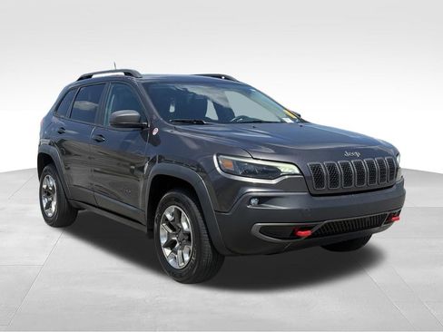 Used 2019 Jeep Cherokee Trailhawk w/ Cold Weather Group AWD/4WD image 28