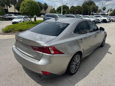 Used 2016 Lexus IS 200t w/ Premium Package RWD image 3