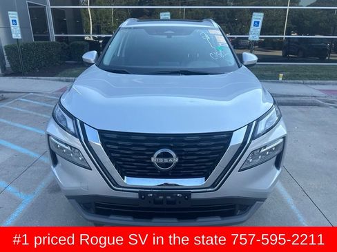 Used 2023 Nissan Rogue SV w/ SV Premium B Package AWD/4WD image 3