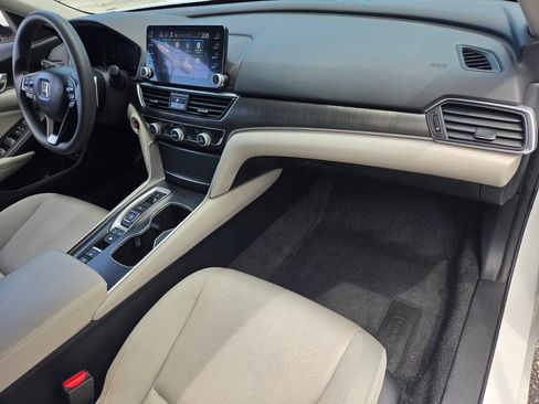 Certified 2021 Honda Accord Hybrid image 18