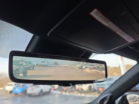 Used 2021 Toyota Highlander Platinum image 32