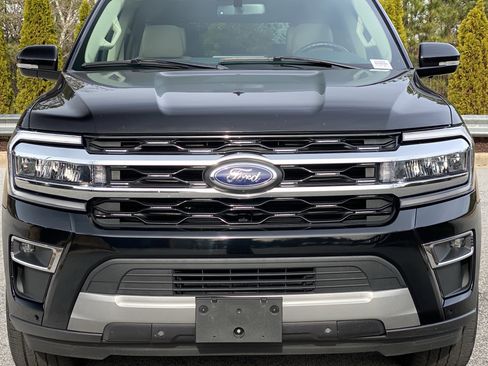 Used 2024 Ford Expedition Max Limited image 20