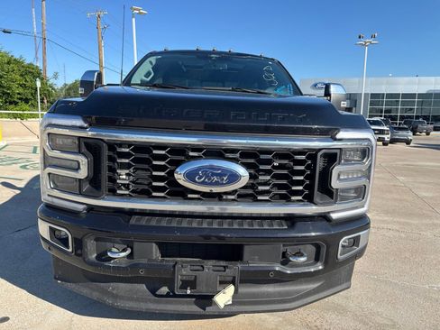 Used 2024 Ford F350 Limited w/ FX4 Off-Road Package AWD/4WD image 9