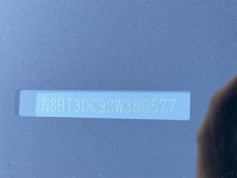 Certified 2025 Nissan Rogue Platinum w/ Tech Package image 31