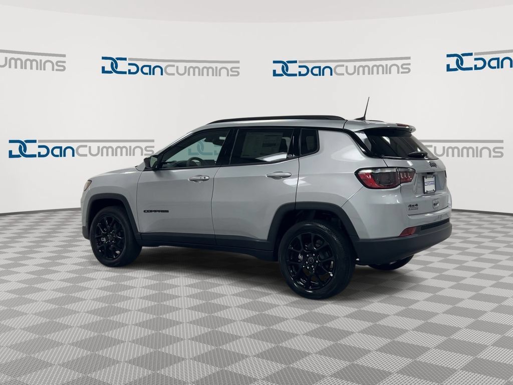 New 2026 Jeep Compass Latitude AWD/4WD image 6