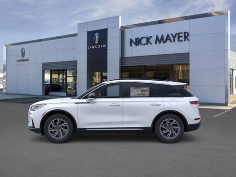 New 2026 Lincoln Corsair Premiere image 3