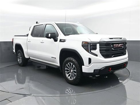 Used 2022 GMC Sierra 1500 AT4 image 3