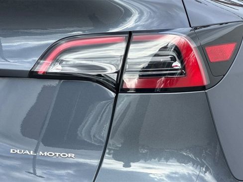 Used 2023 Tesla Model Y Long Range image 26