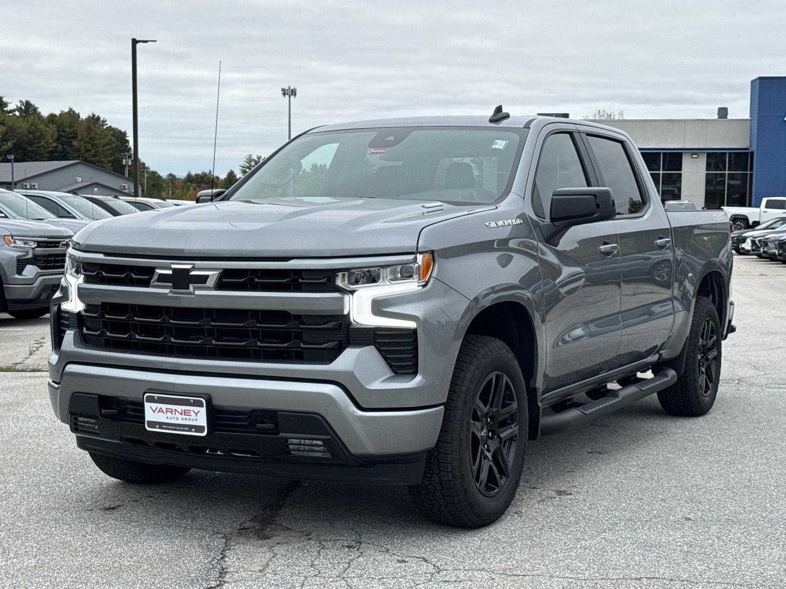 New 2026 Chevrolet Silverado 1500 RST w/ RST Select Package AWD/4WD image 1