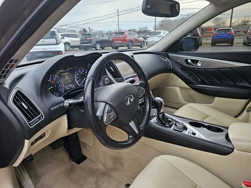 Used 2015 INFINITI Q50 Premium w/ Navigation Package image 6