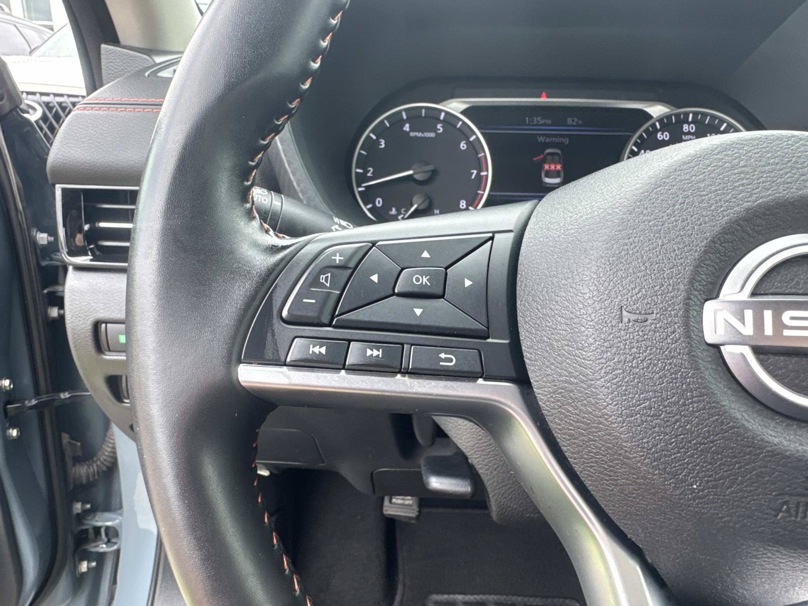 Used 2025 Nissan Sentra SR FWD image 24