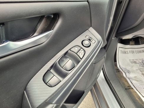 Used 2024 Nissan Sentra SV FWD image 26