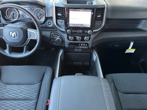 New 2026 RAM 1500 Express AWD/4WD image 12