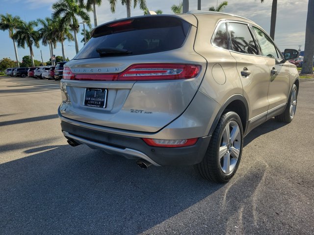Used 2017 Lincoln MKC Premiere AWD/4WD image 6