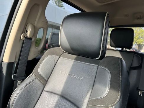 Used 2022 RAM 3500 Laramie image 21