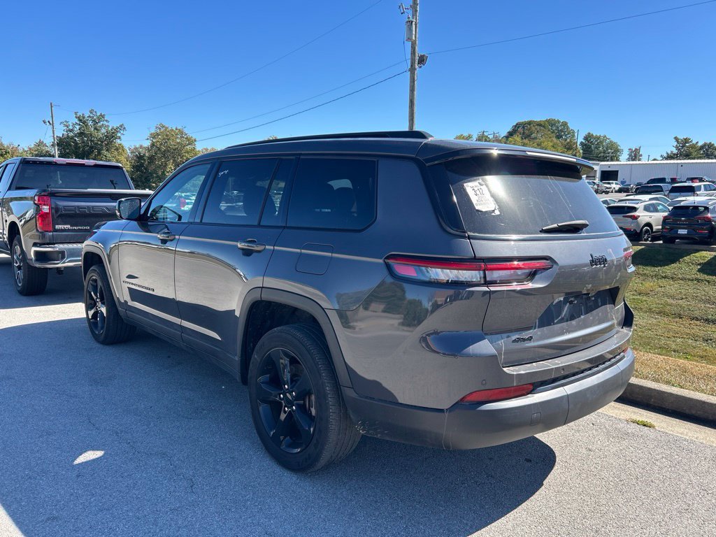 Used 2023 Jeep Grand Cherokee L Altitude AWD/4WD image 4
