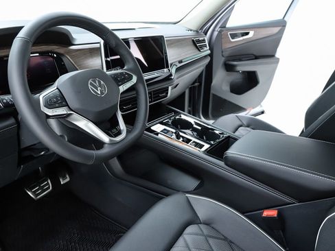 New 2026 Volkswagen Atlas SEL Premium R-Line image 58