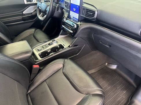 Used 2022 Ford Explorer ST w/ Equipment Group 401A AWD/4WD image 17