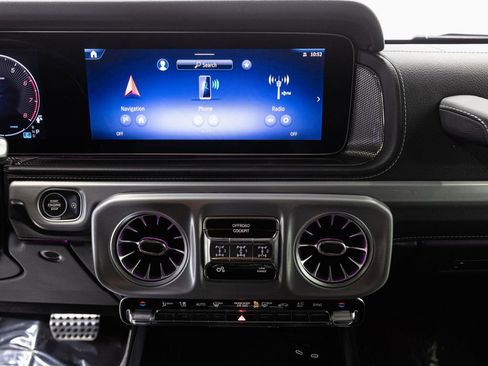 Used 2025 Mercedes-Benz G 550 image 16