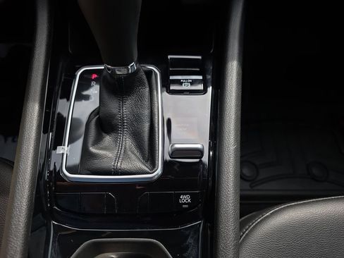 Used 2026 Jeep Compass Latitude AWD/4WD image 28