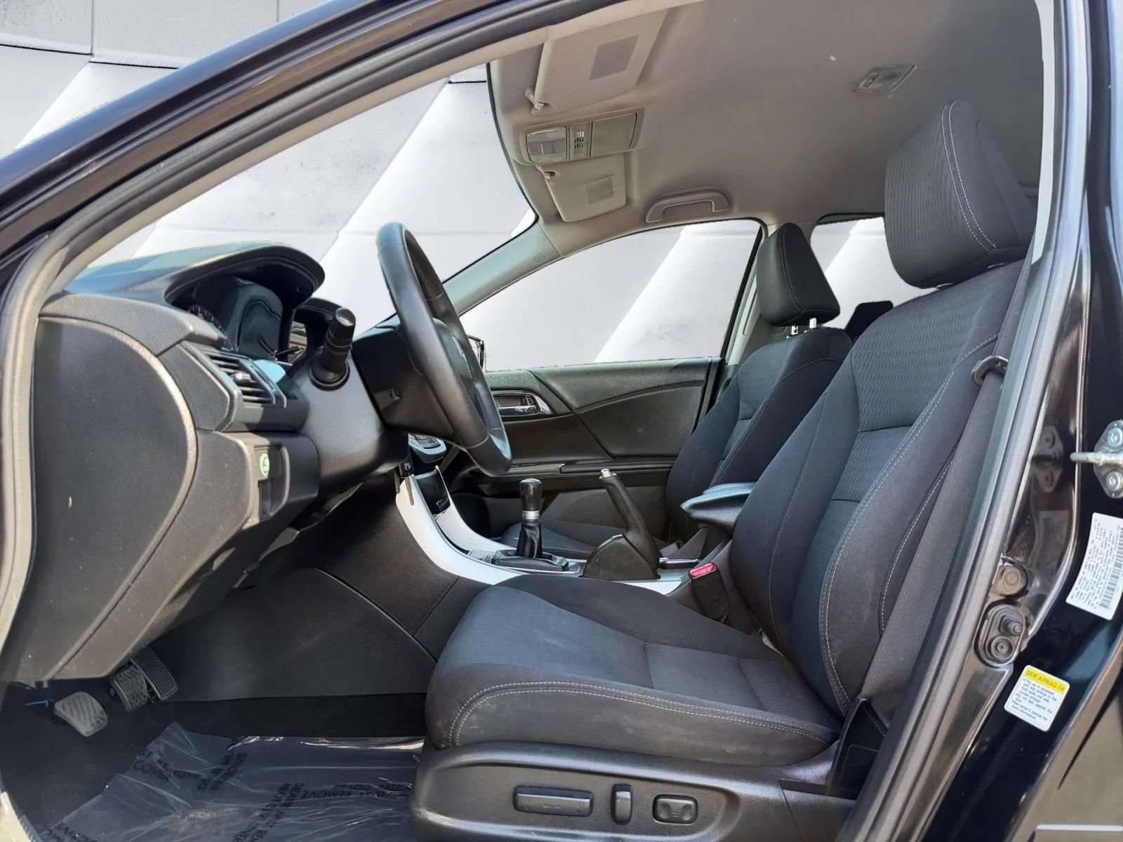 Used 2015 Honda Accord Sport image 9